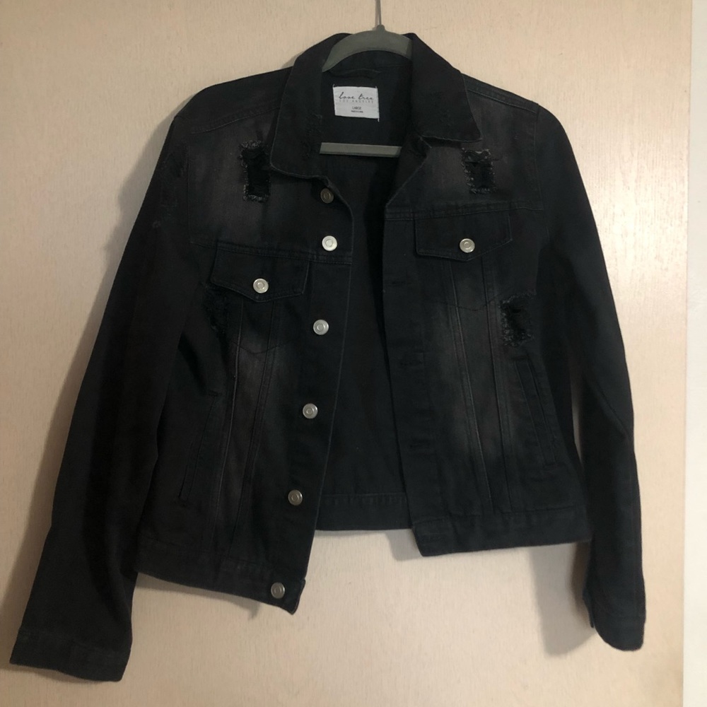 Love Tree Distressed Black Denim Jacket Cropped